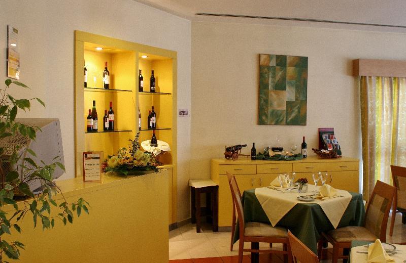 Flag Hotel Braga Extérieur photo